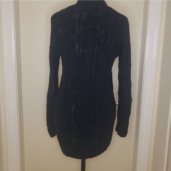 Cable Knit Cardigan Sweater - Picture 4 of 7